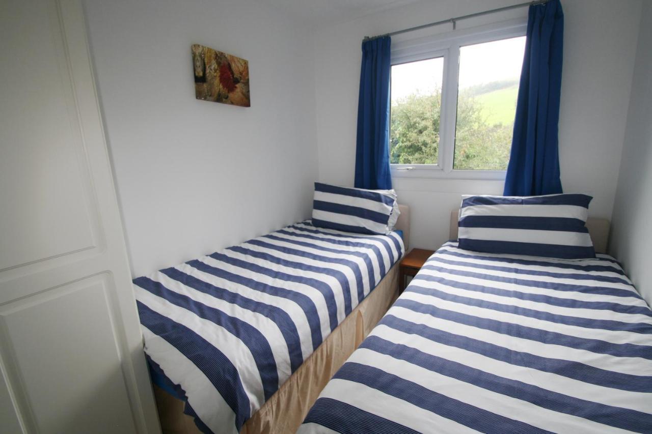 Freshwater Bay Holiday Cottages Pembroke Ngoại thất bức ảnh